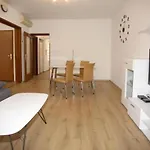 Tadijic Apartman Póla