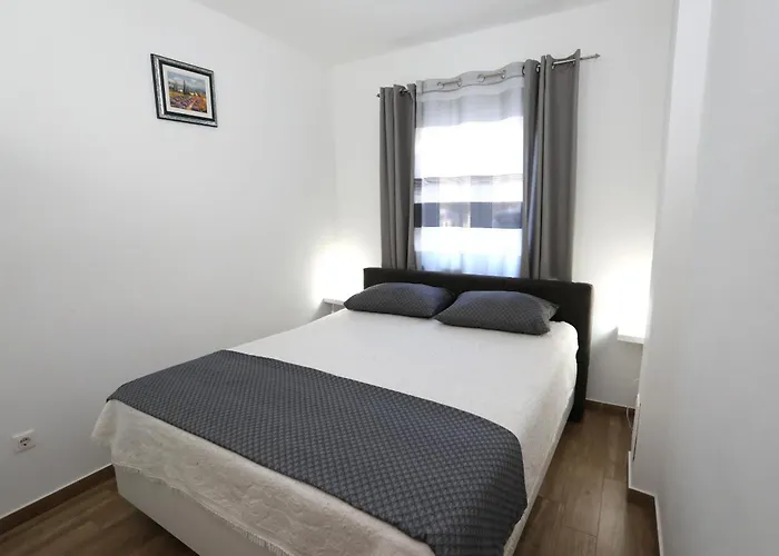 Apartamento Tadijic *